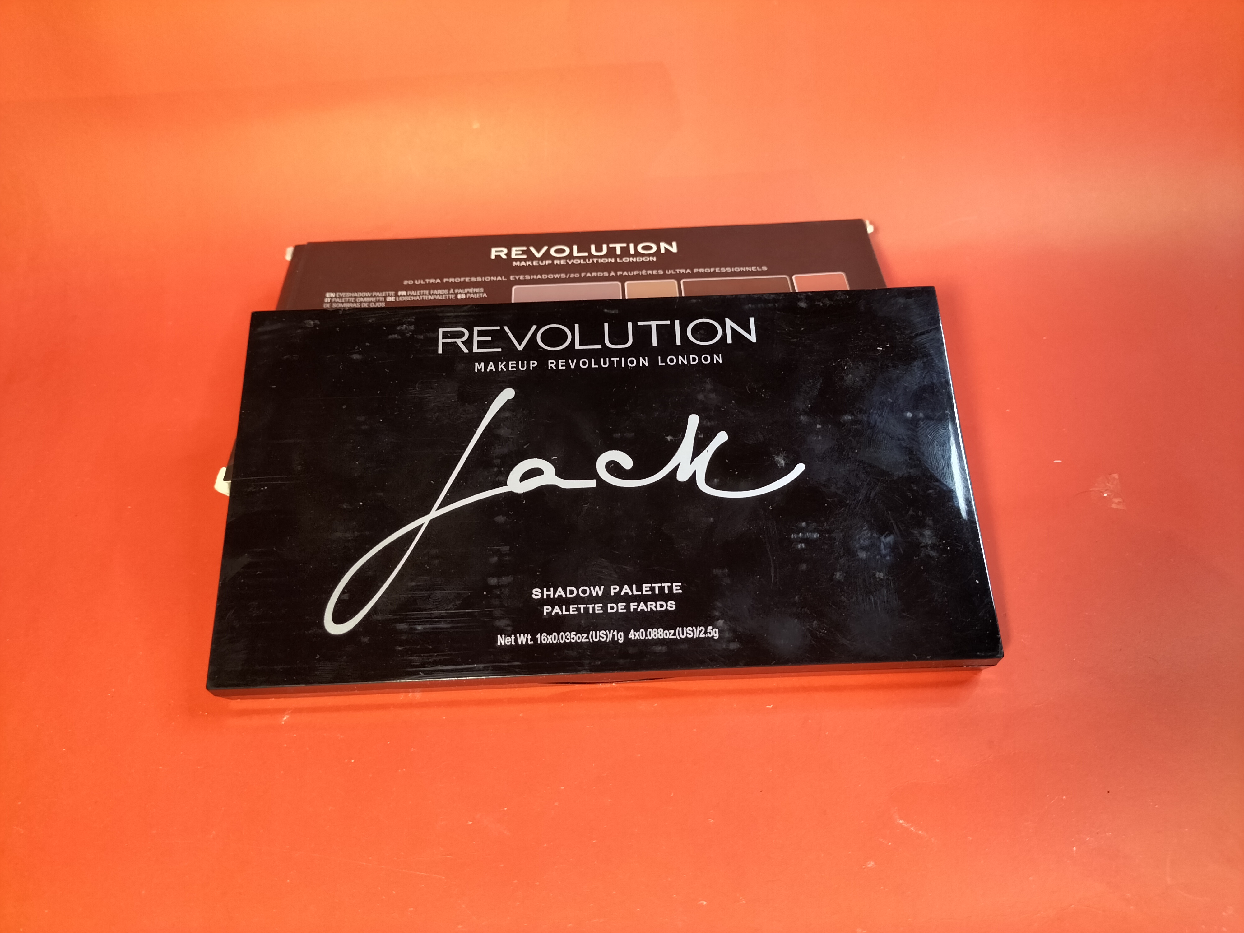 Revolution Shadow Palette with Mirror_1