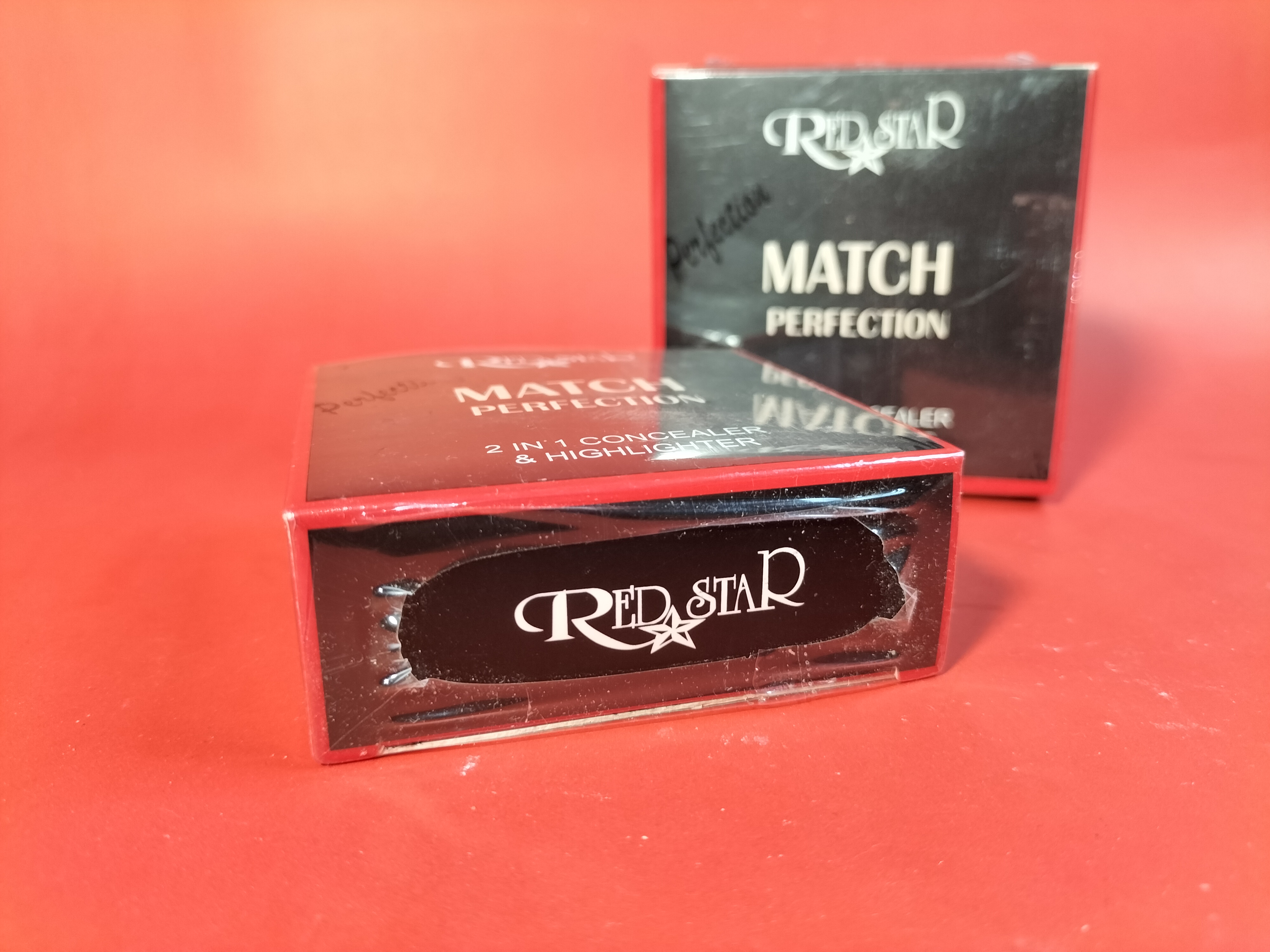 Red Star Match Perfection2 in 1 Concealer & Highlighter