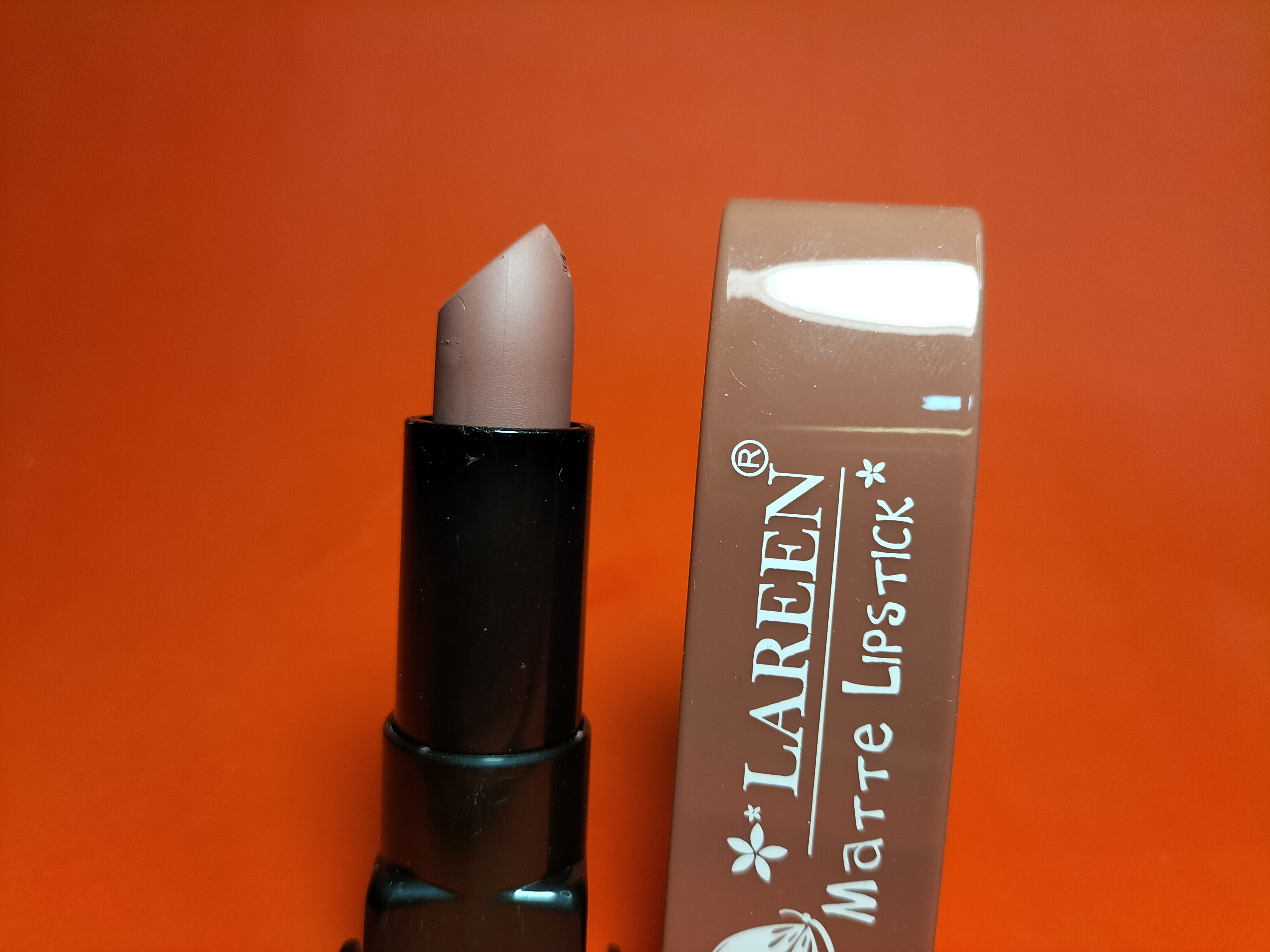 Lareen Matte Lipstick_0