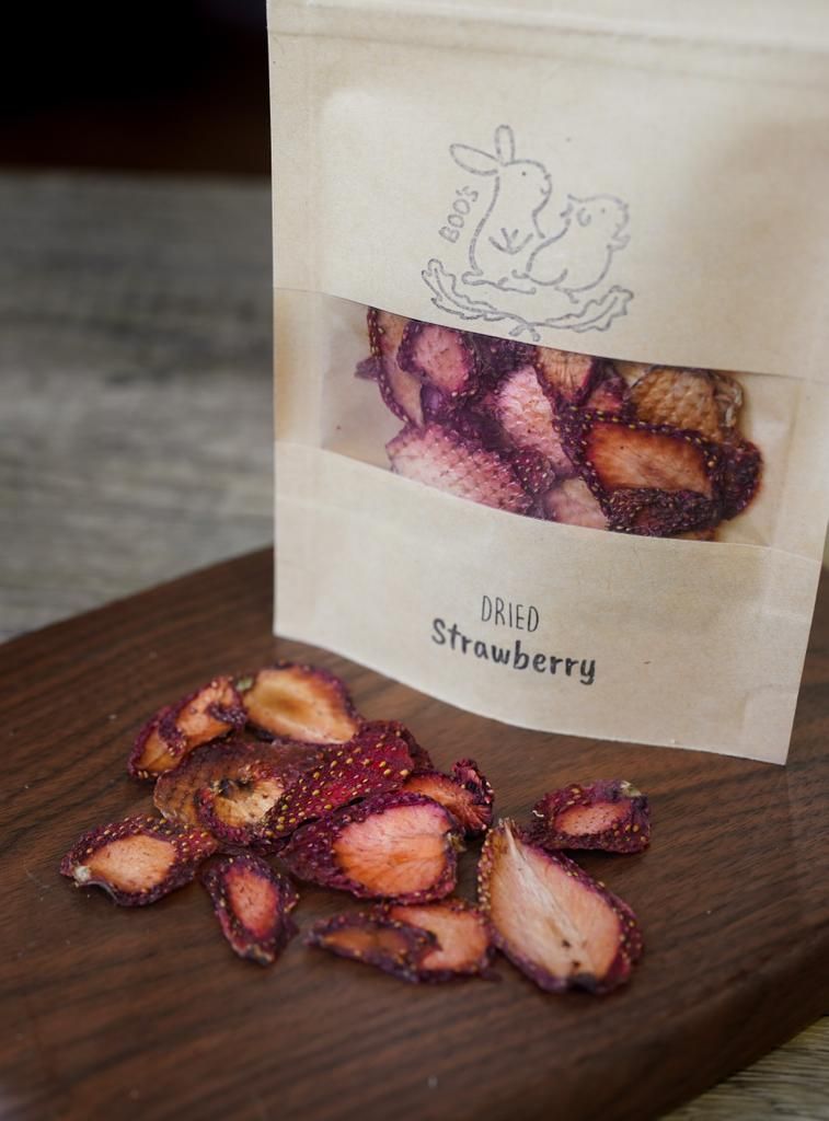 Dried Strawberry _0