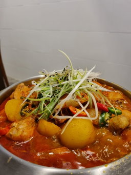 감자탕 Pork Back Bone Stew