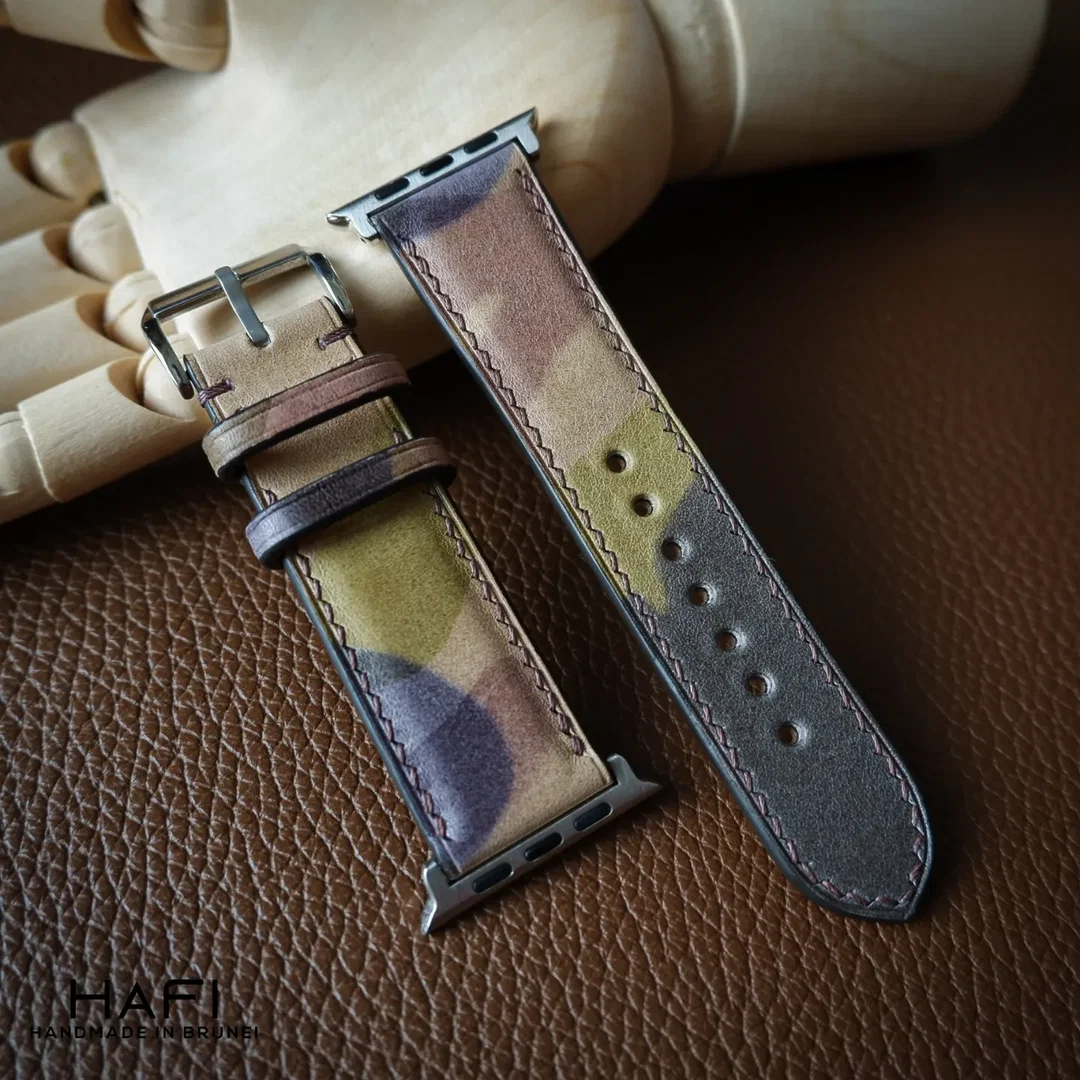 Apple Watch Strap in Camouflage leather 