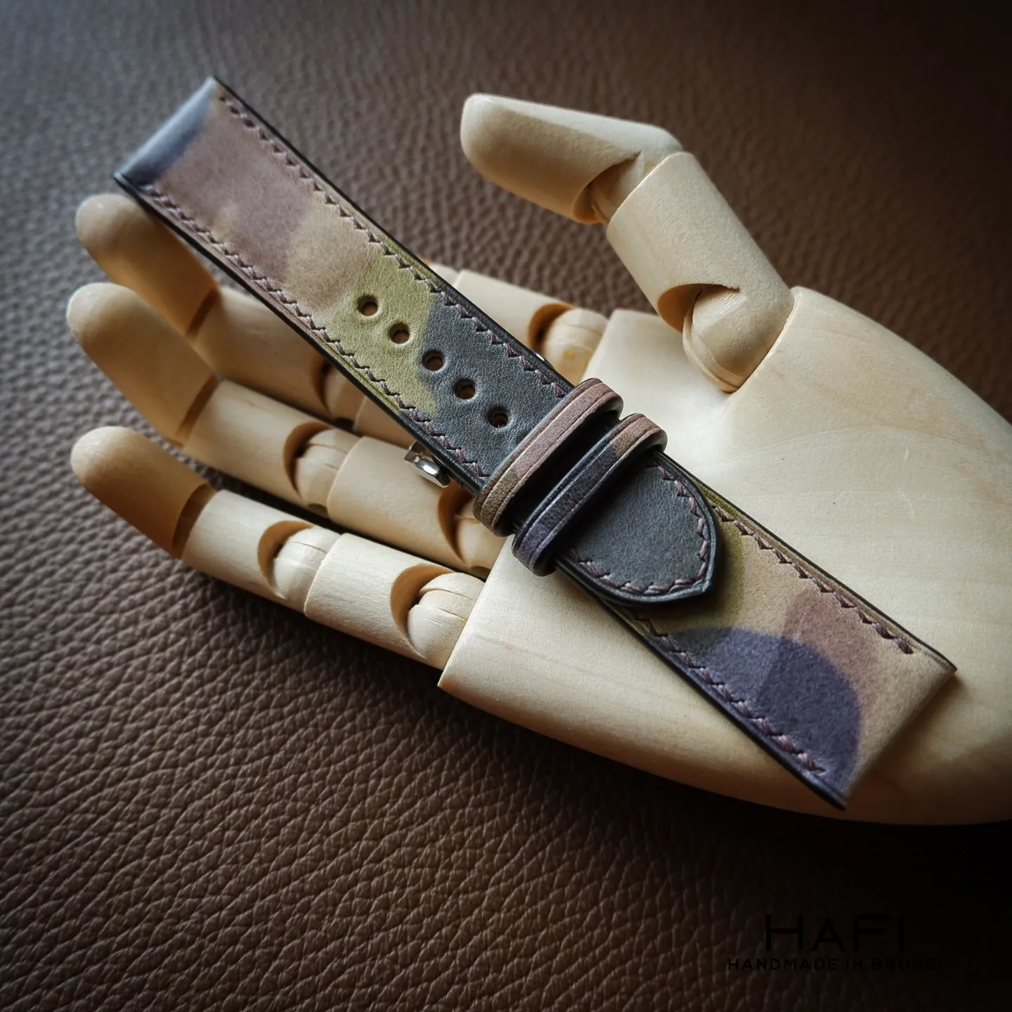 Apple Watch Strap in Camouflage leather _4