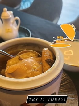Herbal chicken SOUP 药材鸡汤