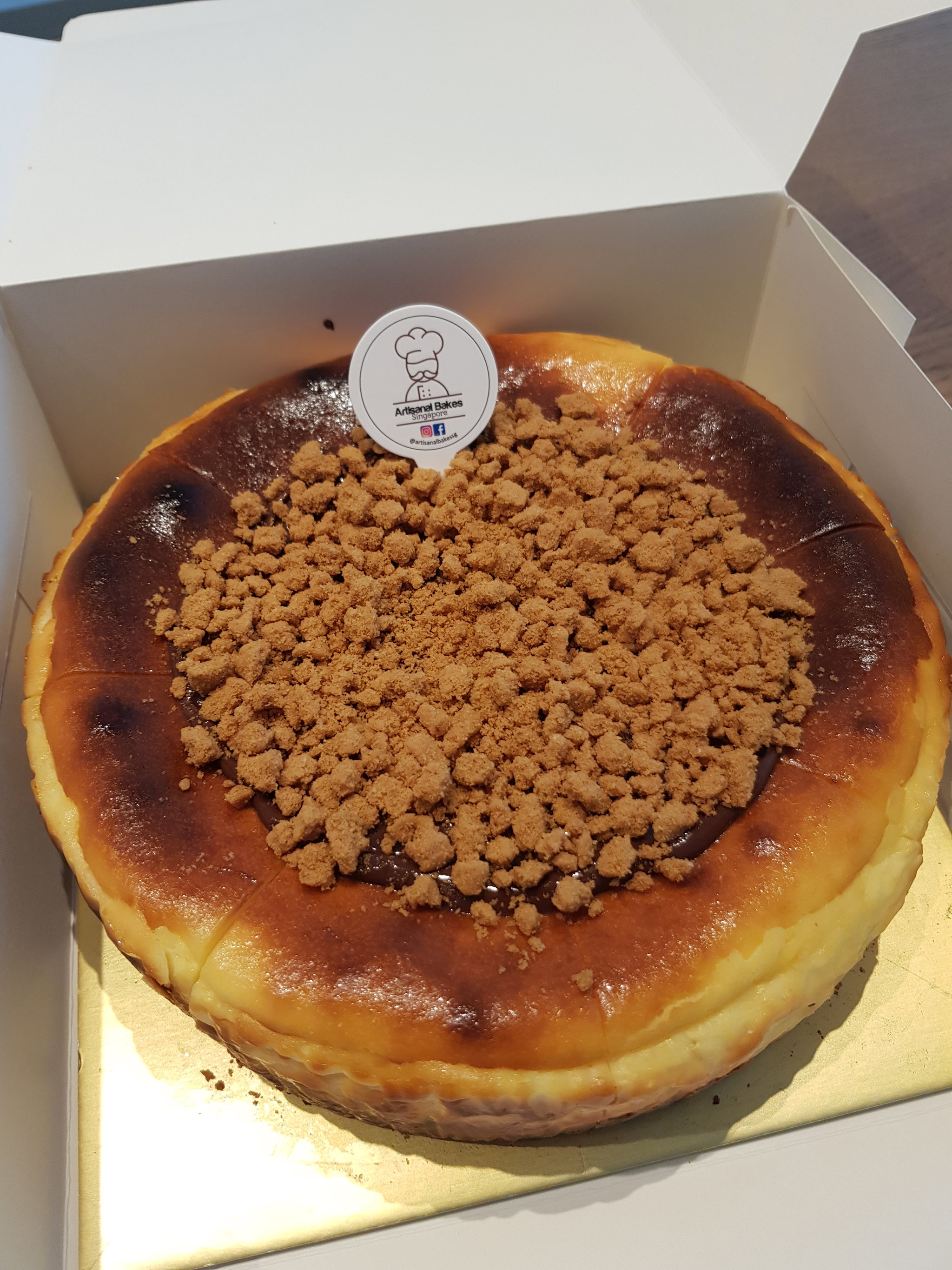 Biscotti Chocolate Cheesecake (8" > 1kg)_1