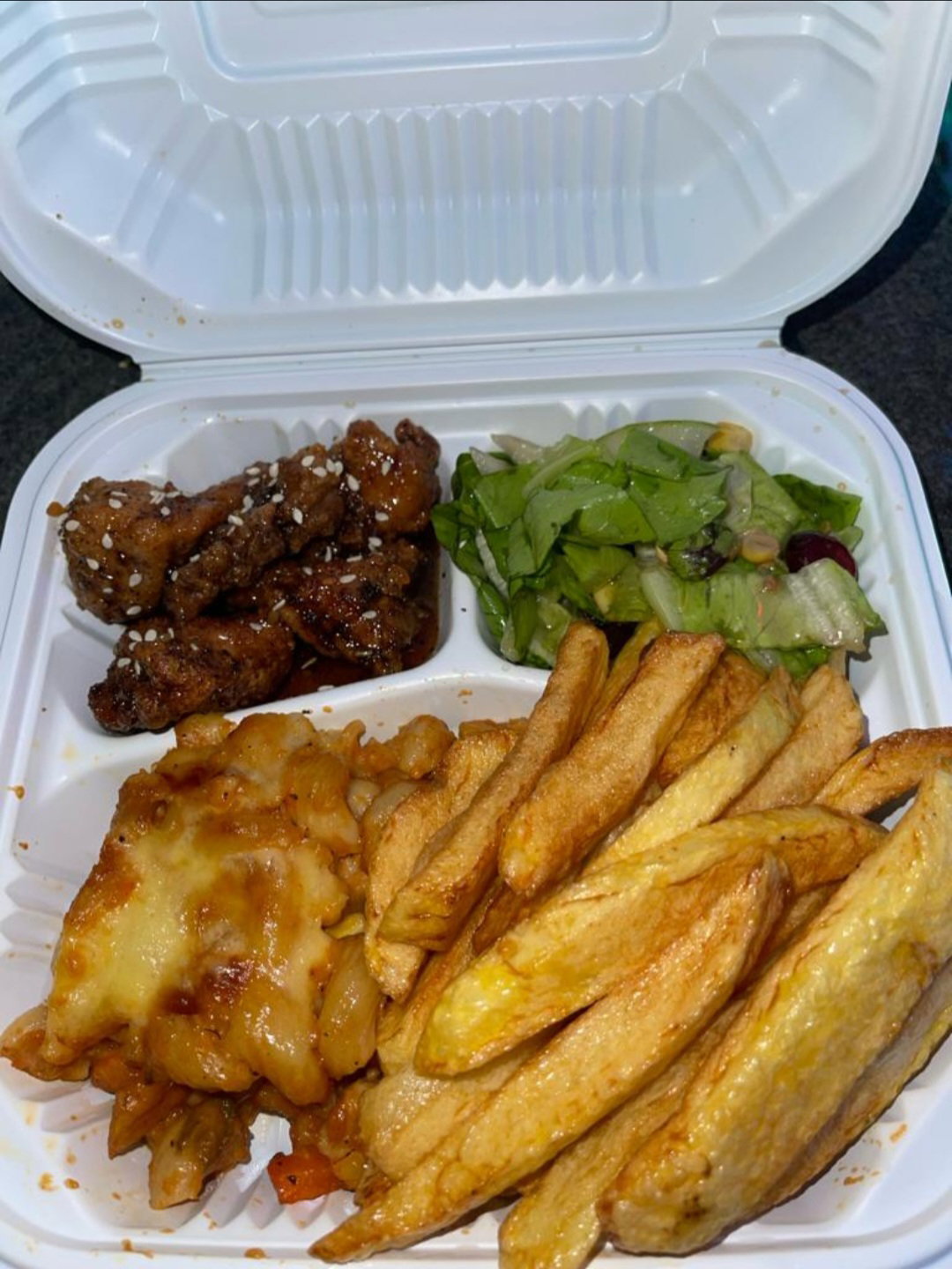 Chips, Macaroni Pie & Chicken Poppers