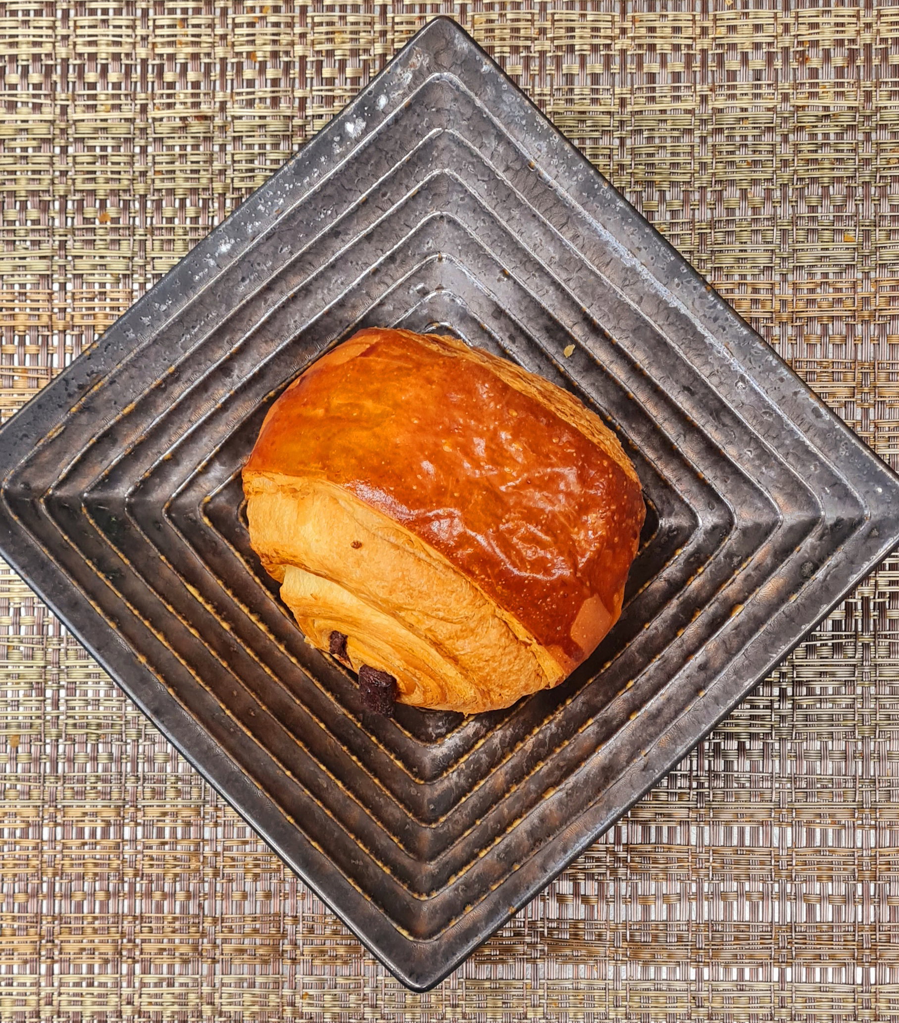 Chocolate croissant _0