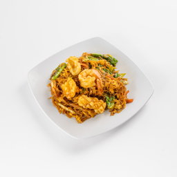 Stir Fried Bee Hoon Thai Style (Contain Seafood)