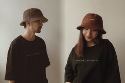 T-shirt (lettering print)
