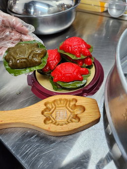 Tortoise Kueh_ake