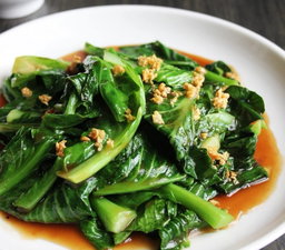 Stirfry Garlic With Kailan n Oyster Sauce