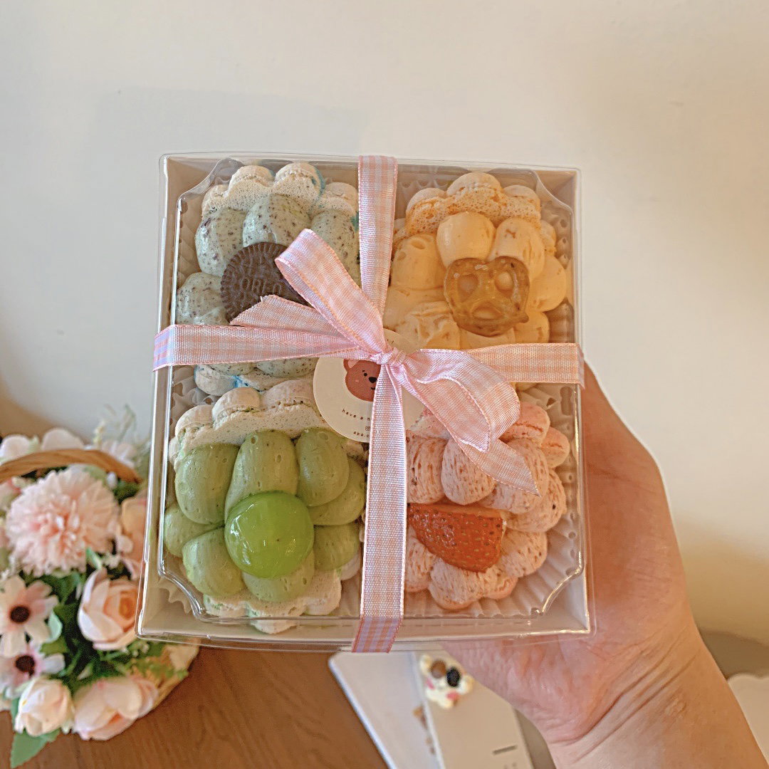 Box of 4 macaron_0