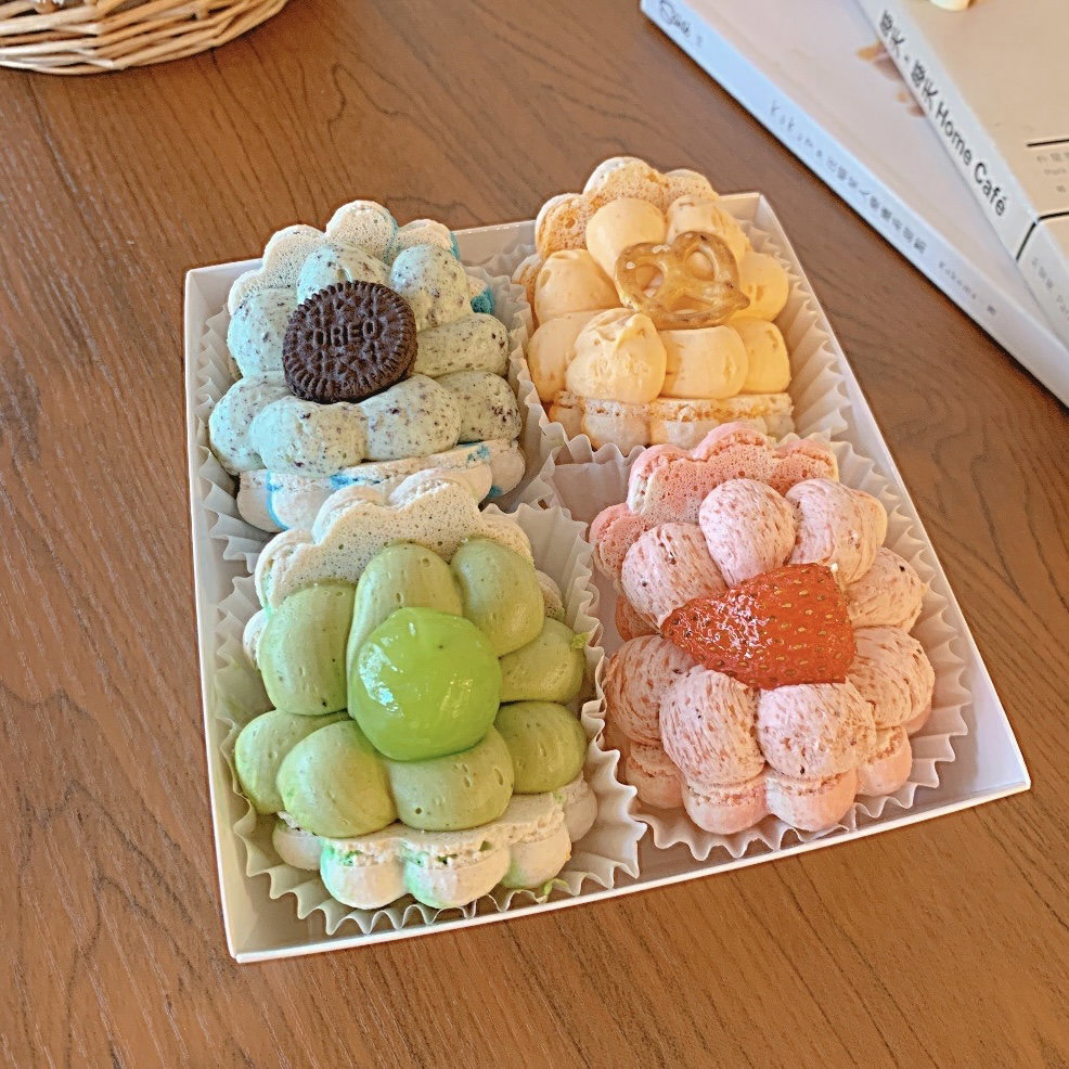 Box of 4 macaron_1