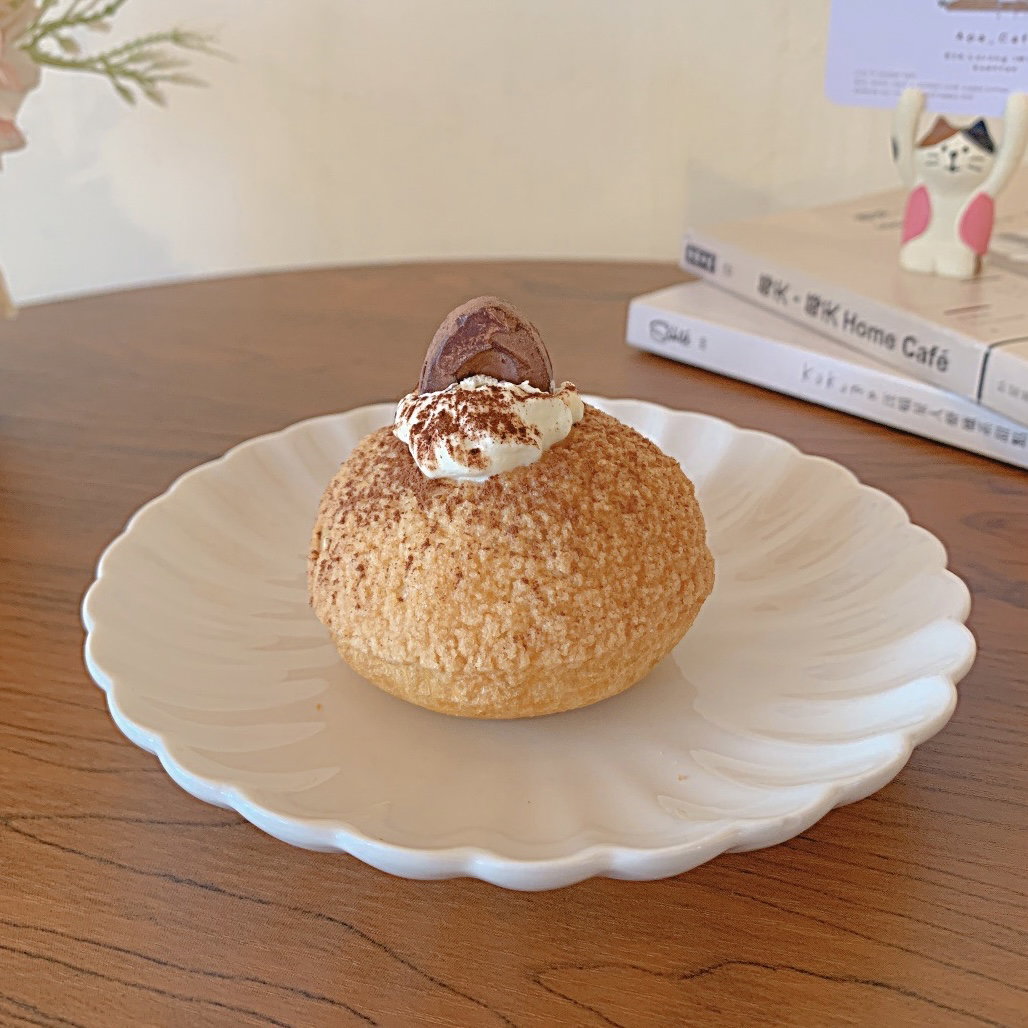 Dark choco cream puff_0