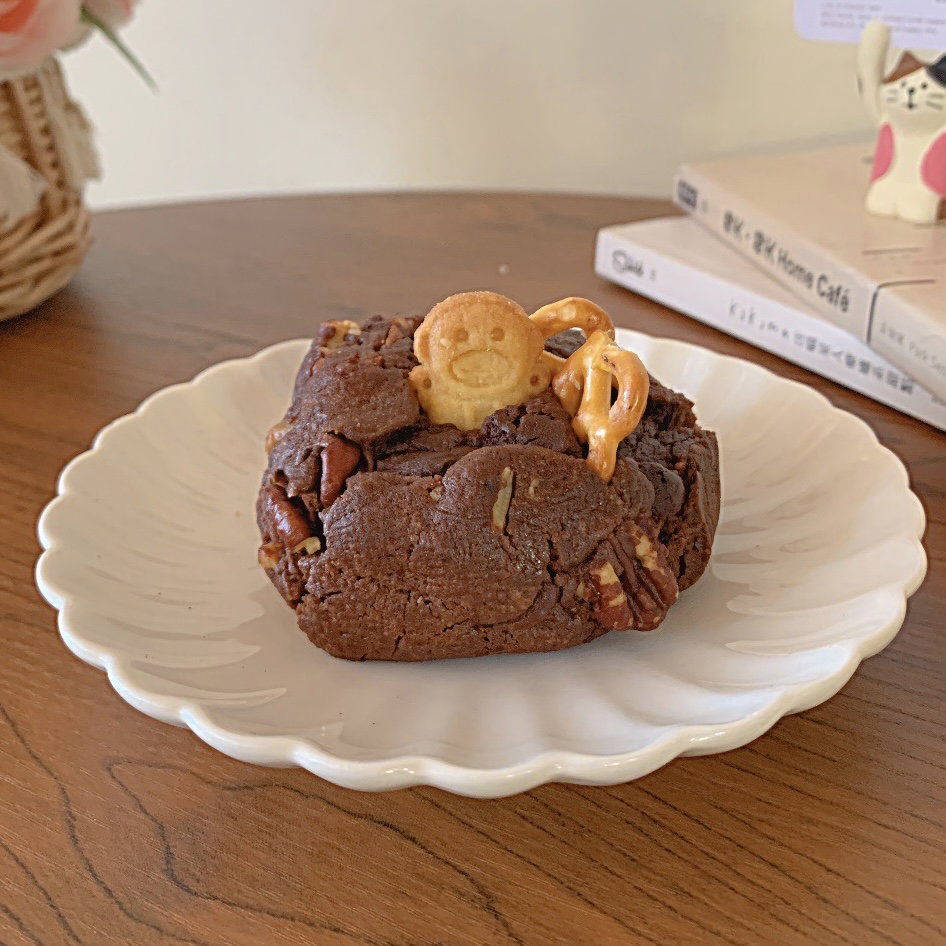 Gooey dark chocolate_0