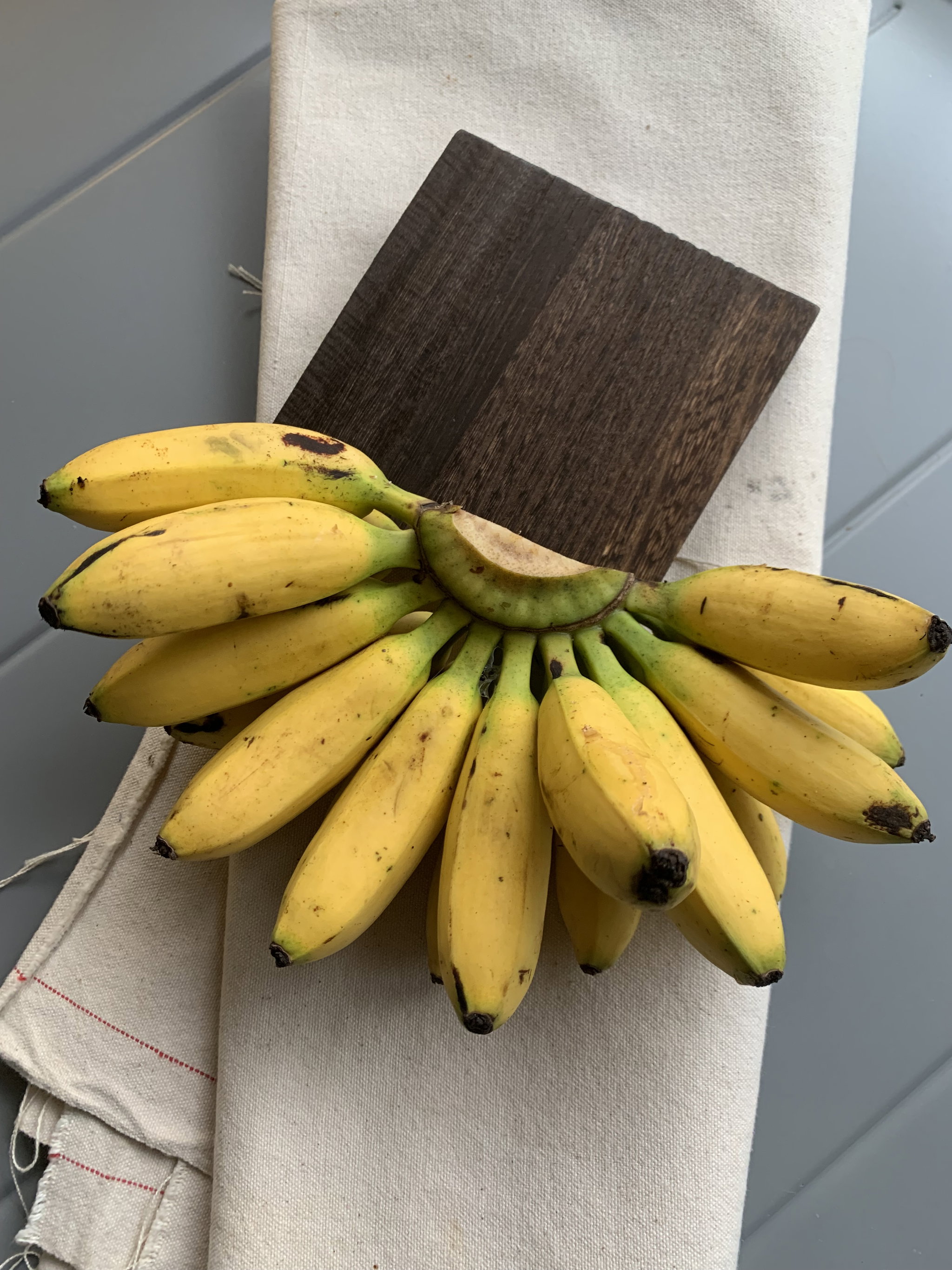 Banana Emas_0