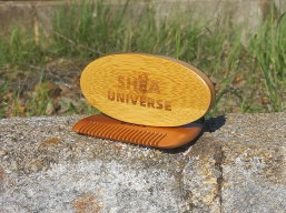 Beard brush and comb set