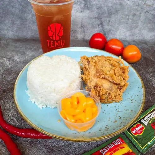 Chiken Dinner (saus keju)