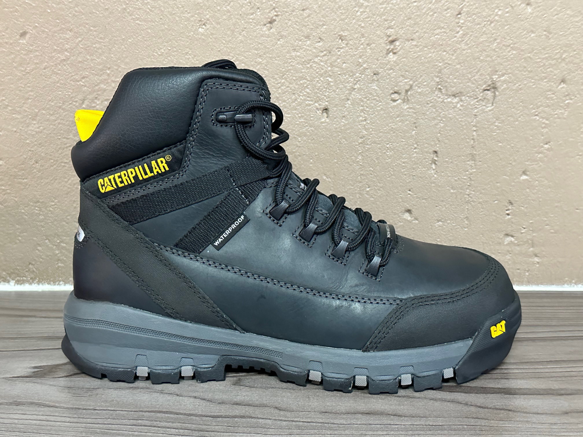 Caterpillar Breakwater Safety Boots_0