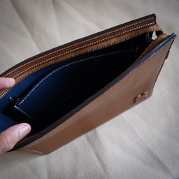 Majesty Clutch - 20 colors