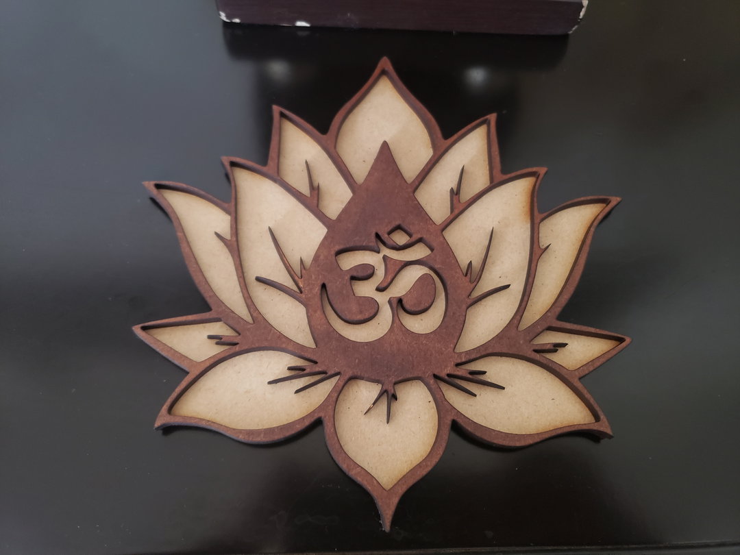 Colgante flor de loto OM 15 cm