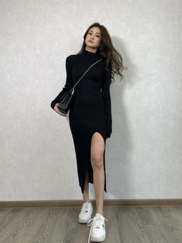 TURTLE NECK KNIT DRESS (Black)