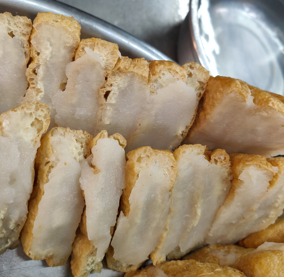 Triangle Tau Pok