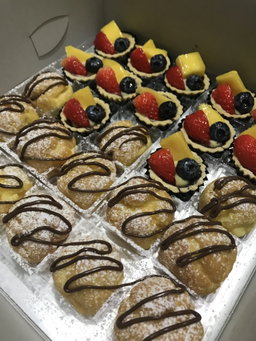 Fruit Tarts & Cream Puffs Platter