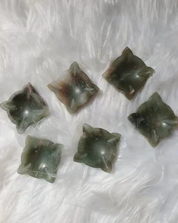 Diya shaped Green Aventurine crystal 🔮 