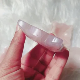Diya shaped Rose Quartz crystal 🔮