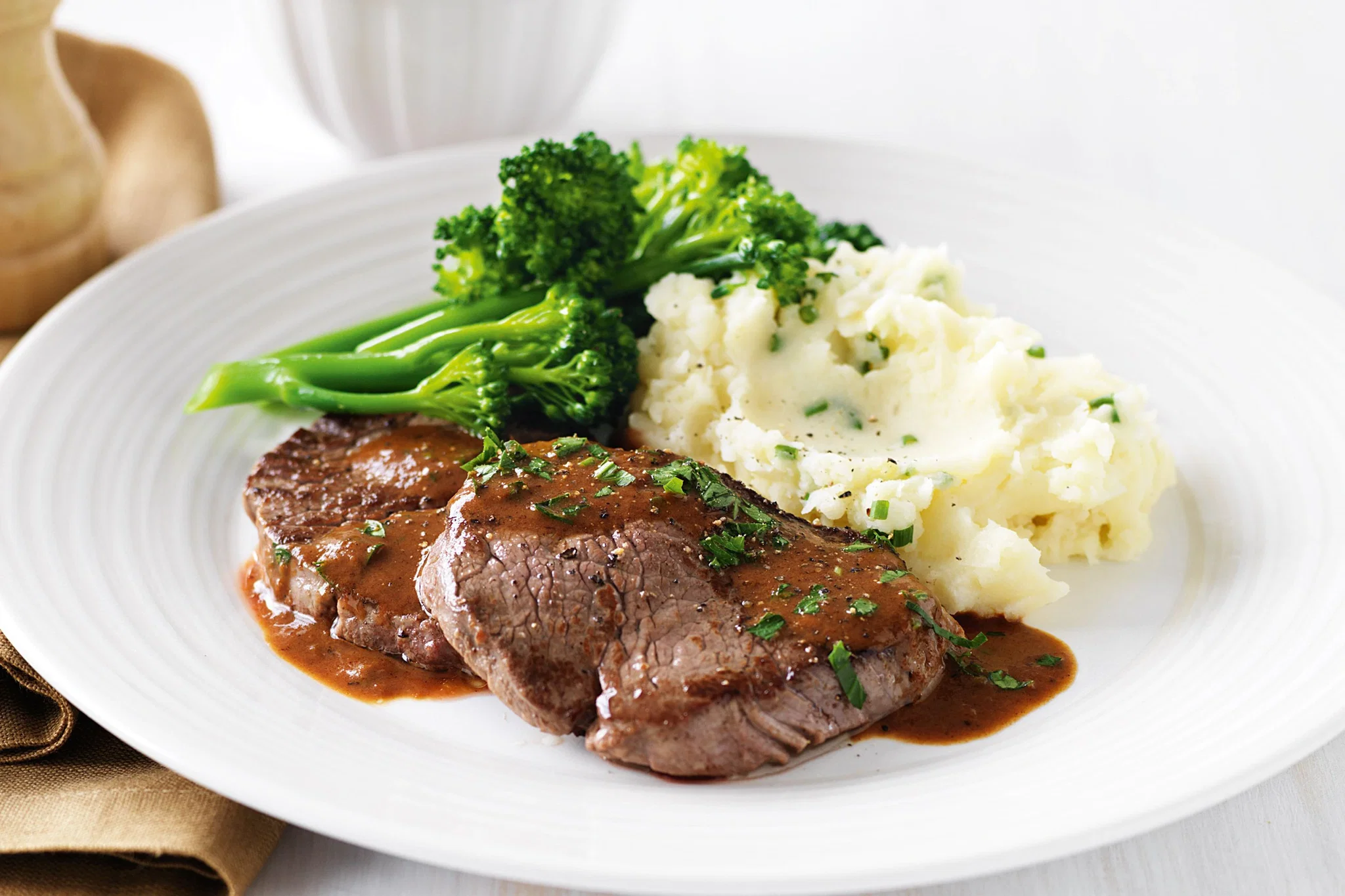 Rump Steak with Choice of Mash, Chips, Rice + Gravy n Veges_0