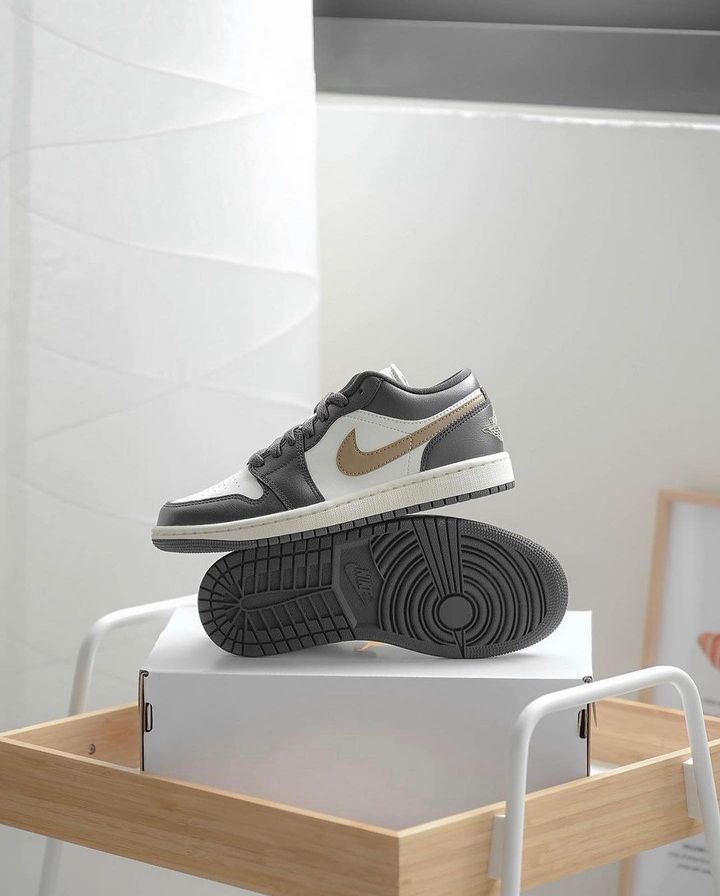 Jordan 1 Low SHADOW BROWN_0