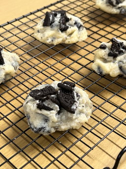 Oreo Cheesecake Cookies