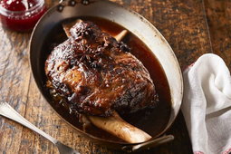 LAMB SHOULDER-Oyster cut