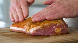 LAMB SHOULDER-Oyster cut