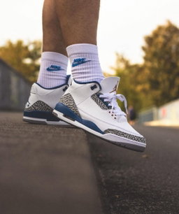 Air Jordan 3 Retro True Blue 2009