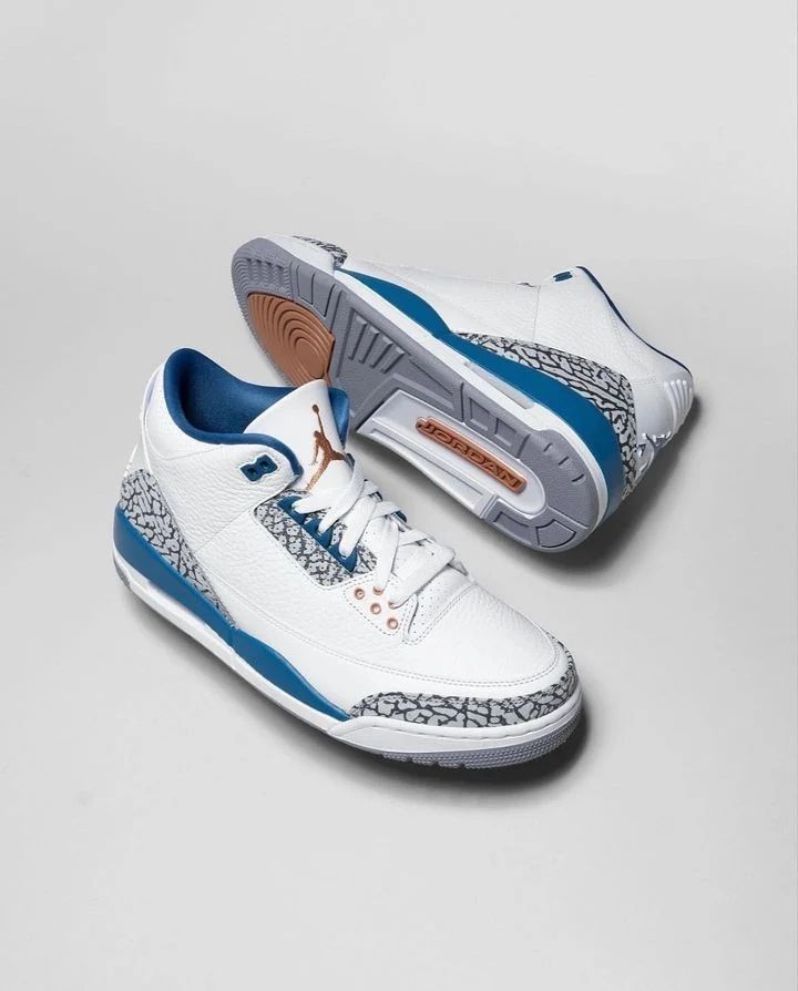 Air Jordan 3 OG "Wizards"