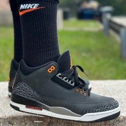 Air Jordan 3 "Fear,"