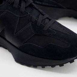 New Balance 327