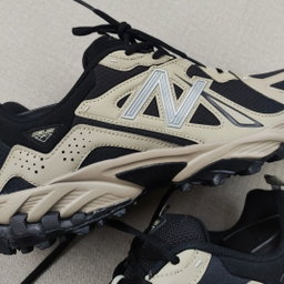 New Balance 610 in "Aluminum Black"