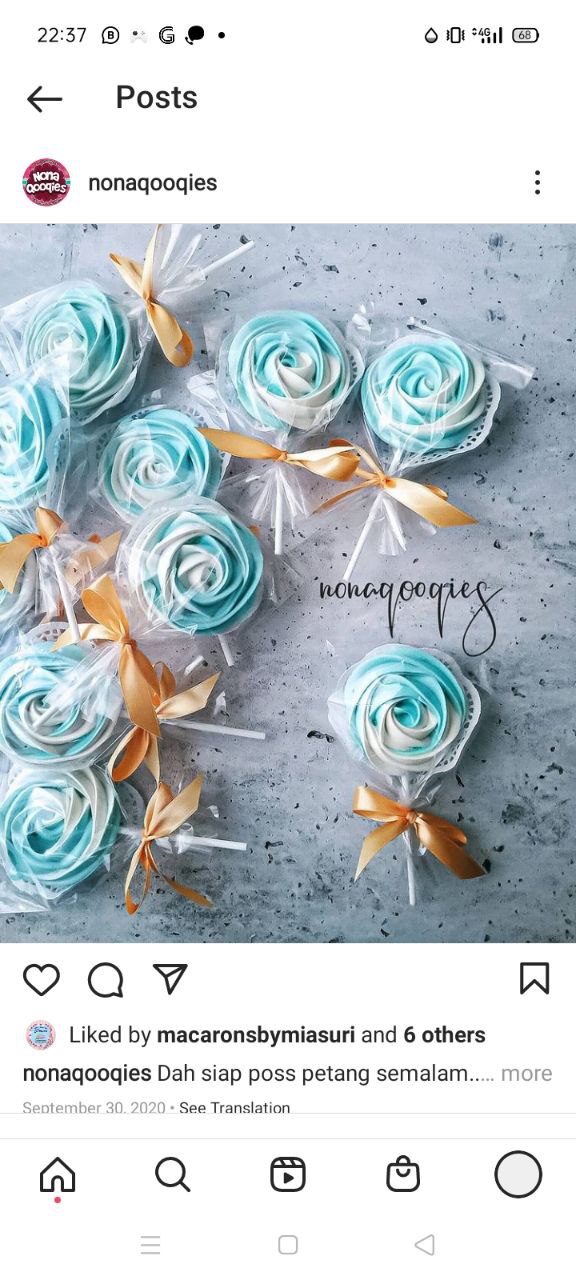 MERINGUE ROSE LOLIPOP