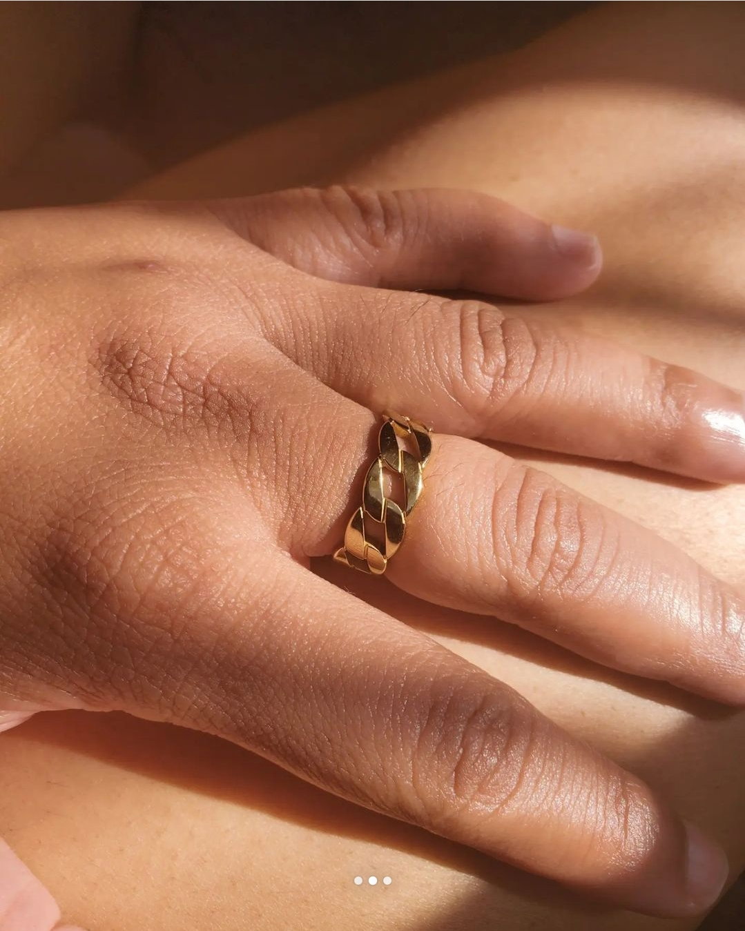 Chain Reaction Ring