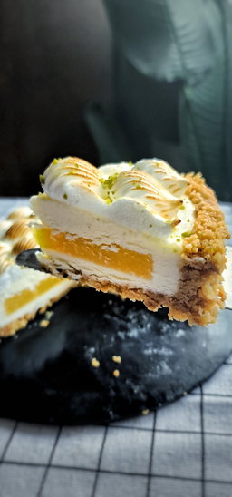 Meringue Cheesecake