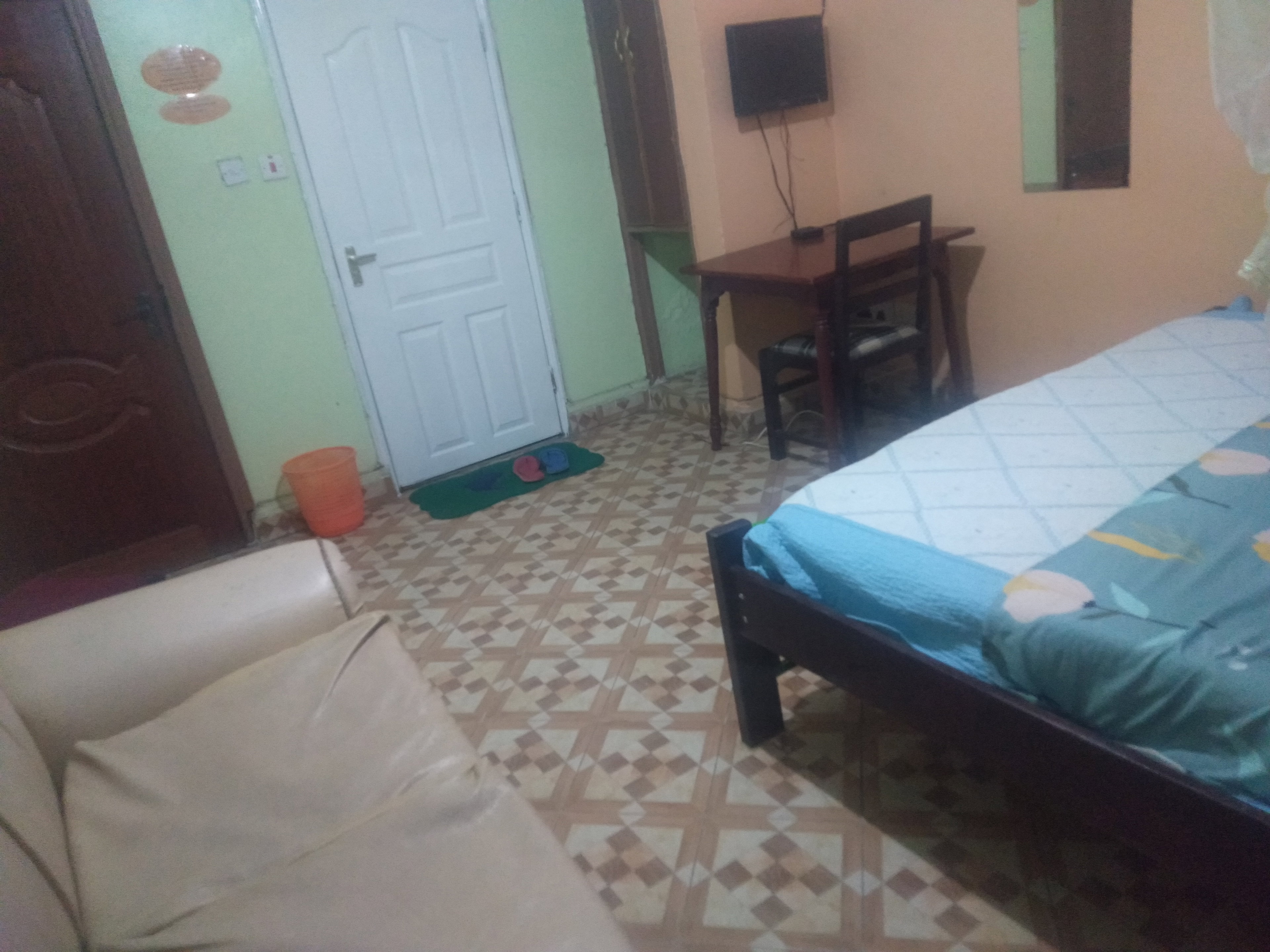 Single Room_2