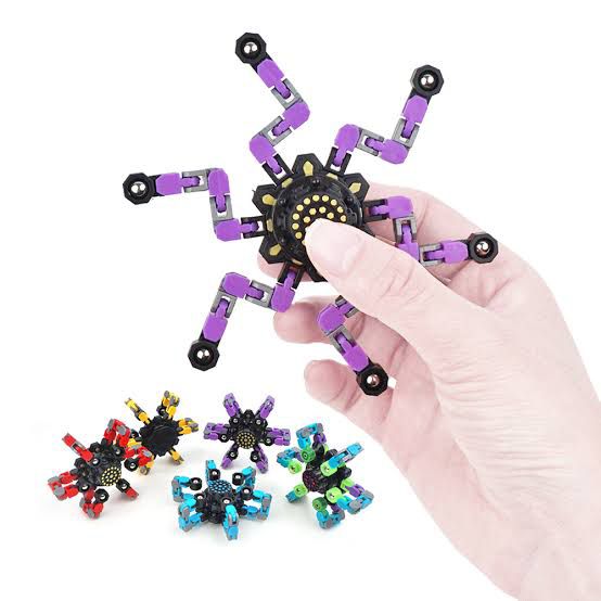 Robot Tracks Fidget Spinner_0