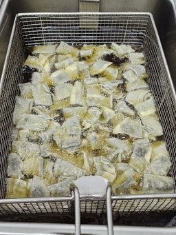 Seaweed crackers