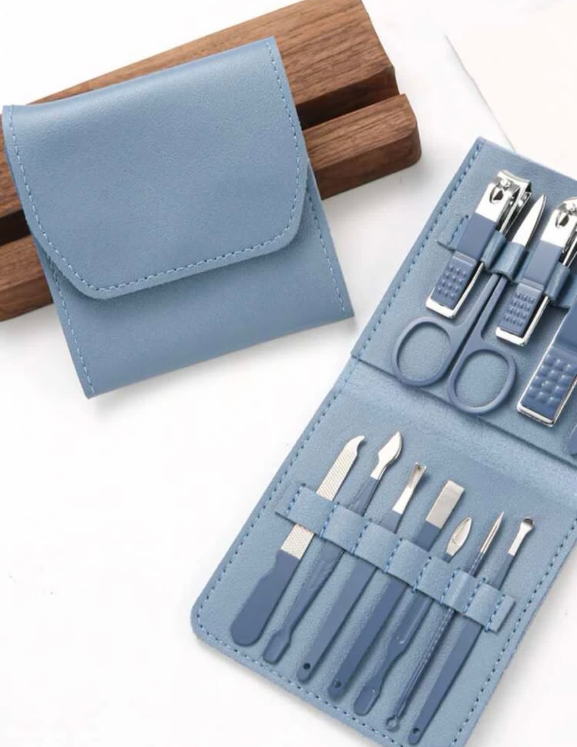 16 Pcs Manicure Set_1