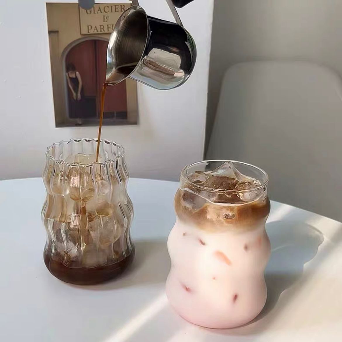 Creative Shape Glass With Lid & Straw_4