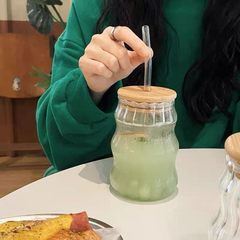 Creative Shape Glass With Lid & Straw_1