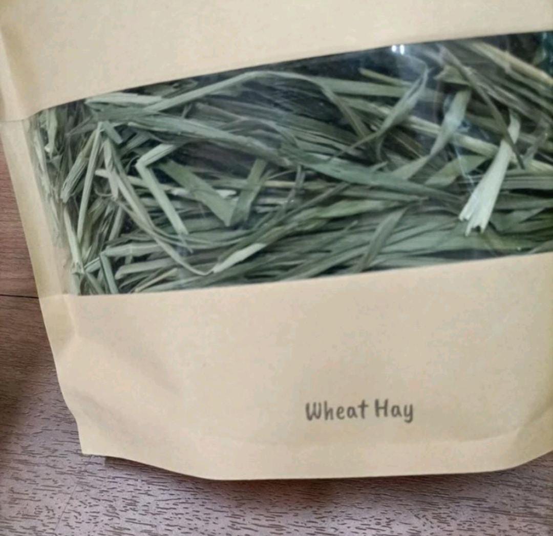 Dried Wheat Hay 145g_0